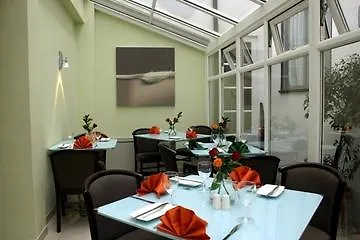 Shaftesbury Premier London Hyde Park Hotel